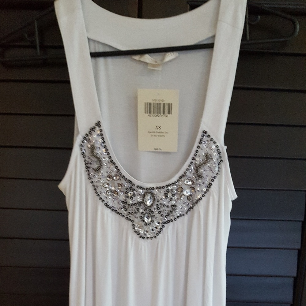 Sleeveless top